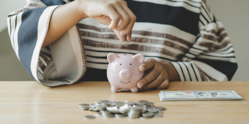 ¿Cómo puedo conseguir ahorros para pagar mis estudios en España? 1 ASISA - International student ¿Cómo puedo conseguir ahorros para pagar mis estudios en España?